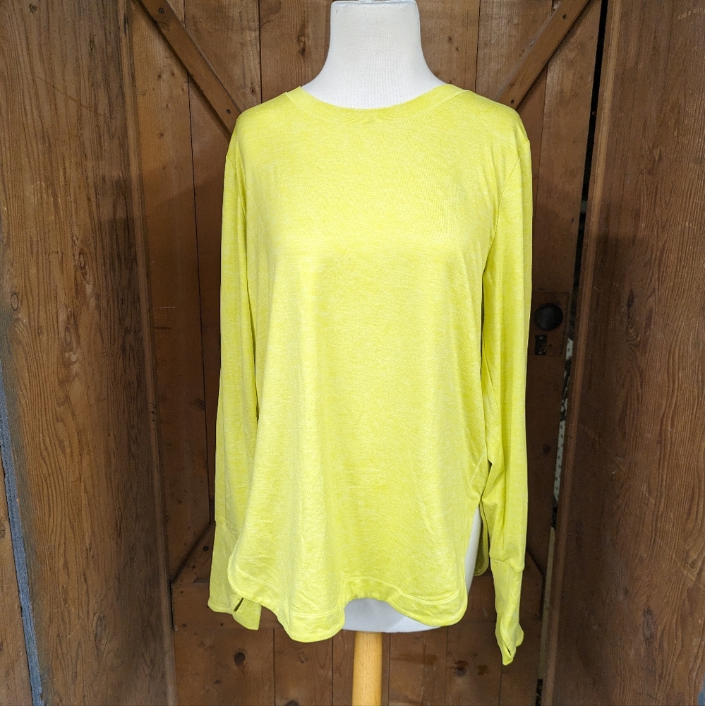 Athlete work out top